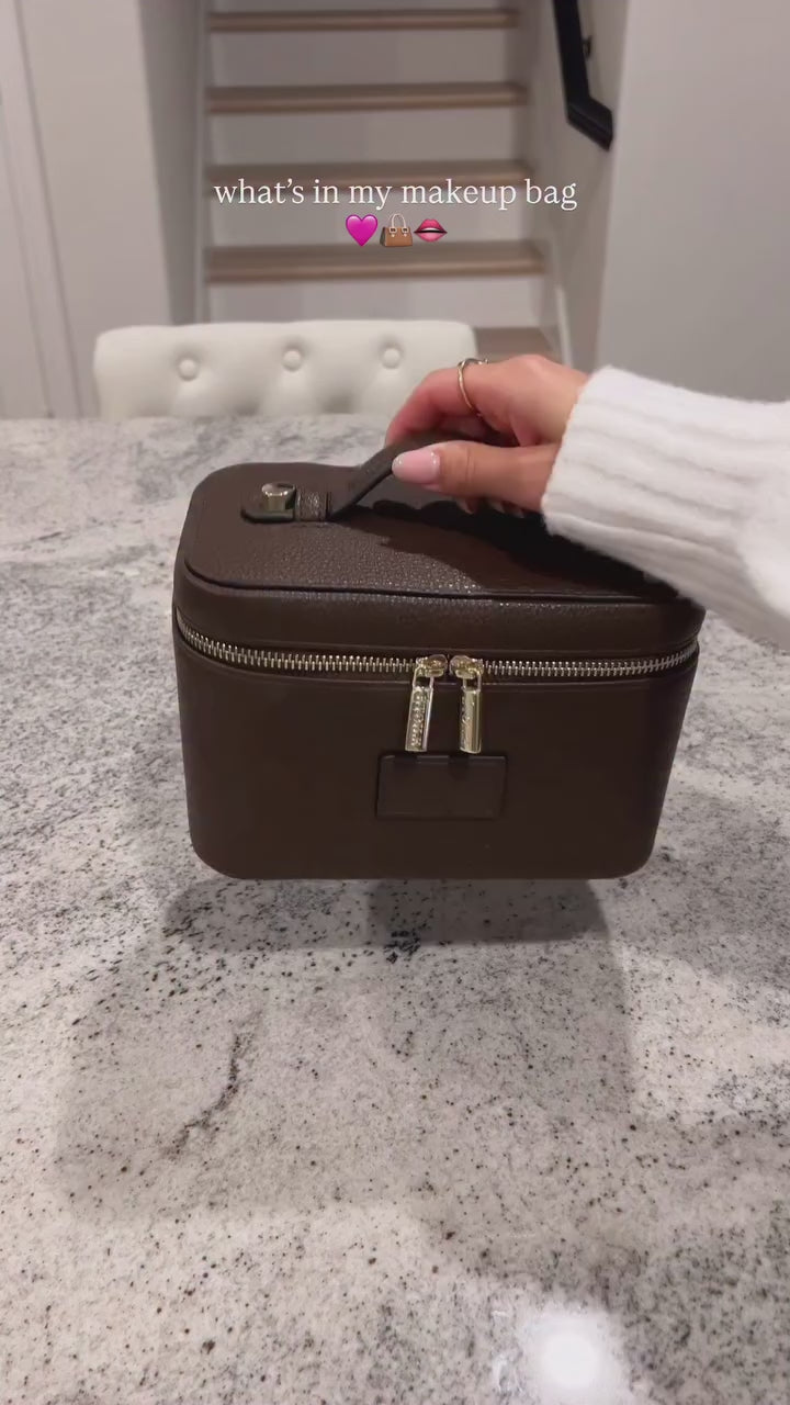 Luxe PU Leather Makeup Bag – Large Travel Cosmetic Case